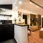 Boutique On Calea Victoriei - Downtown Appartamento Bucarest