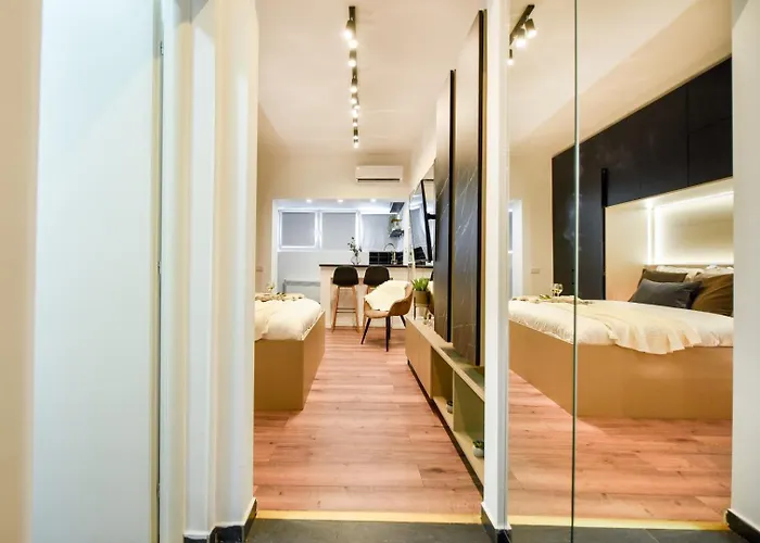 Boutique On Calea Victoriei - Downtown Apartment *