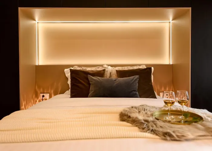 Boutique On Calea Victoriei - Downtown Apartment Bucharest