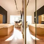 Boutique On Calea Victoriei - Downtown