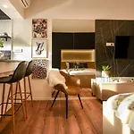 Boutique On Calea Victoriei - Downtown Bukarest